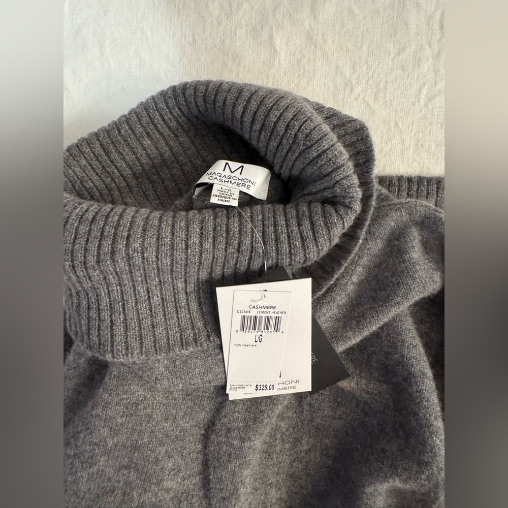 Magaschoni Charcoal Cashmere Turtleneck Sweater new with tags - Picture 2 of 5